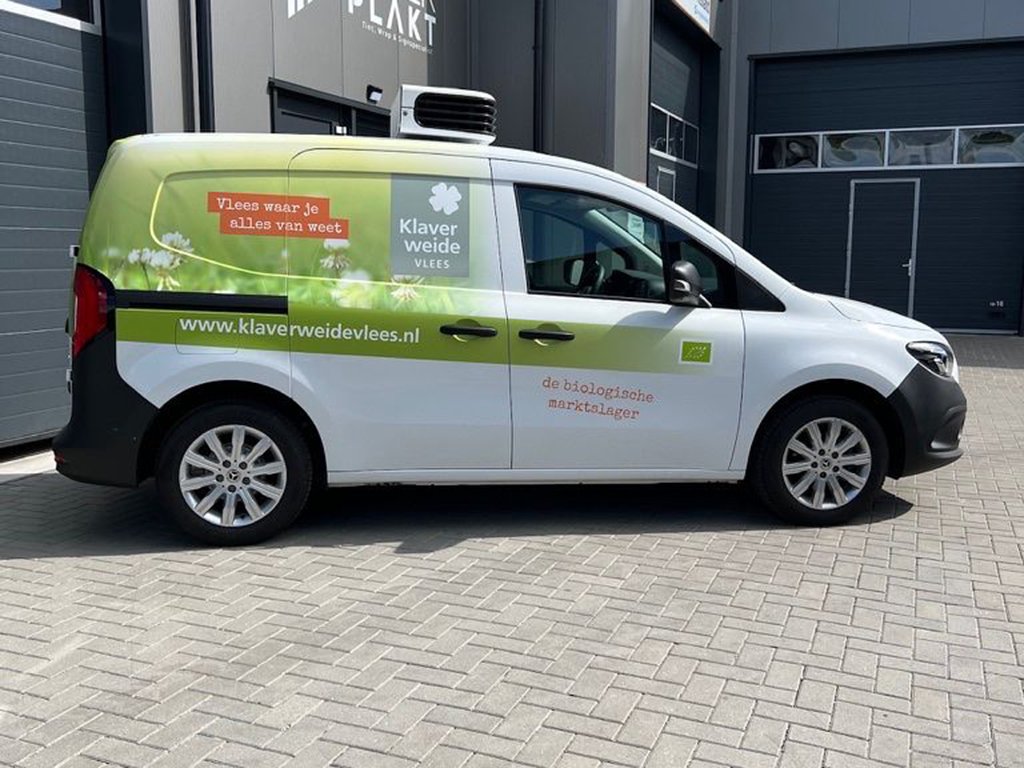 WhatsApp Image 2024-12-10 at 14.18.21